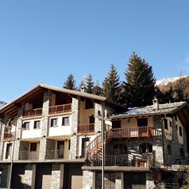 Residence Les Myosotis, hotell i Champoluc