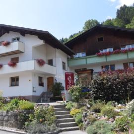 Hotel Garni Brigitte, хотел в Бюрсерберг