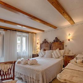 Le Coeur du Pont, hotel em Donnaz