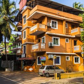 Dio's Guest House, hotel in Utorda