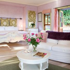 The Spotted Chook and Amelie's Petite Maison, hotel en Montville