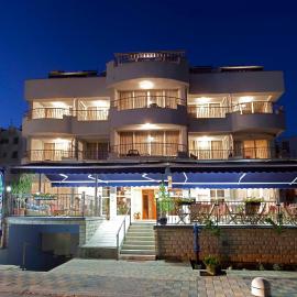 Studio Apartmani Bijeli Delfin, hotel in Biograd na Moru