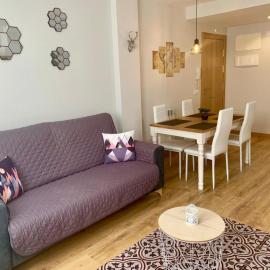 Apartamentos Maladeta، فندق في بيناسكي