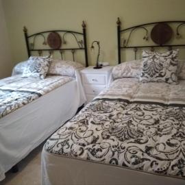 Apartamento Turistico La Victoria โรงแรมในตรูคีโย