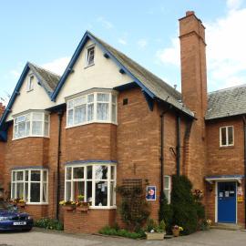 Midway Guest House, Hotel in York
