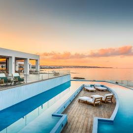 Abaton Island Resort & Spa, hôtel à Chersónissos