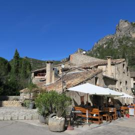 La Taverne de l'Escuelle, готель у місті Сен-Гілем-ле-Дезер
