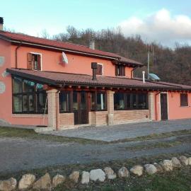 Prati dei Campassi, hotel en Bardi