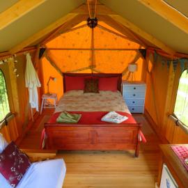 Omarama Oasis - Permaculture Glamping, מלון בPohara
