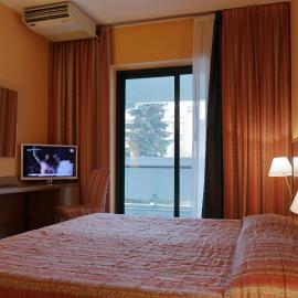 Hotel Romanisio, hotel in Fossano