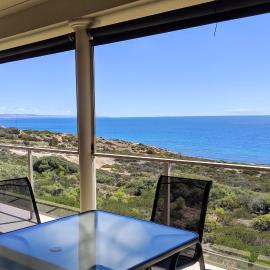 Ochre Point Beach House on Moana Seafront, hotelli kohteessa Moana