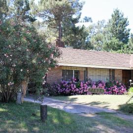 Chalet Panda, hotel in Pinamar