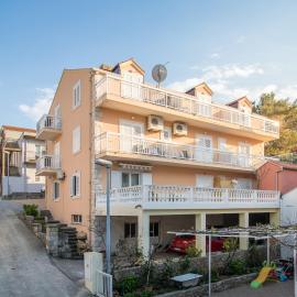 Villa Voinic 3、ツァヴタットのホテル