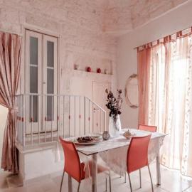 White Stone Flats & Studios, hotel i Ostuni