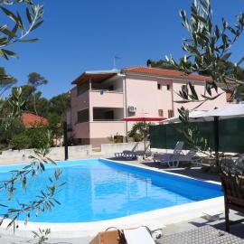 VILLA DARIA, hotel di Pakoštane