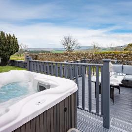 The Gate Lodge - Hot Tub 1 bedroom, log burner