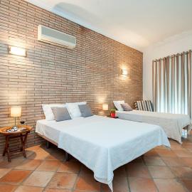 Turismo Guadiana - Casas, hotel in Mértola