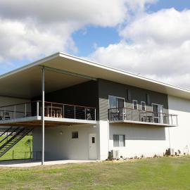 Lot113 Vineyard Accommodation, hotel din Upper Swan