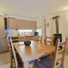 Beautiful apartment in the Mayens de Sion, 500m from the Ours piste - 4 Vallées, hotell i Les Agettes