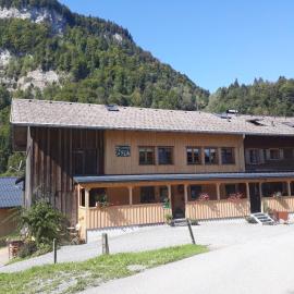 Bauernhof Farnach, hotel v destinaci Andelsbuch