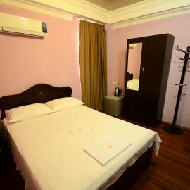 Hotel Peria