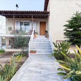 Country Rooms near Athens - Airport、ヴラヴロナのホテル