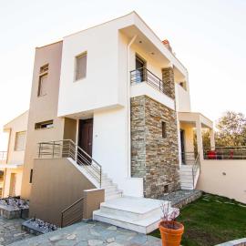 Our House Luxury Suites