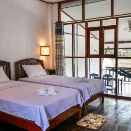 Dokchampa Guesthouse, Hotel in Ban Khon