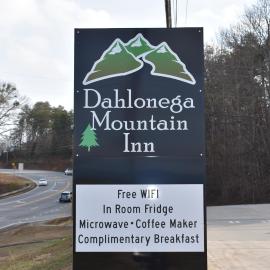 Dahlonega Mountain Inn, hotel sa Dahlonega