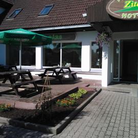 Zīriņi – hotel w mieście Kolka