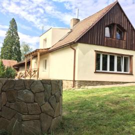 NA SAMOTĚ U LESA, hotell sihtkohas Komařice