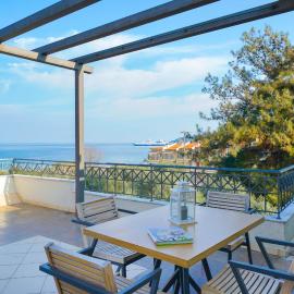 Albatros Studios, hotell i Limenas