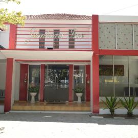 Jambura Inn, hotel em Gorontalo
