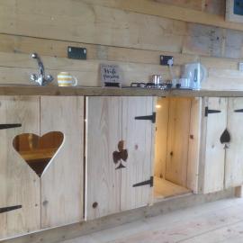 hygge hut, hotel in Pembroke