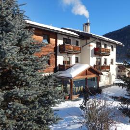 Appartamenti Bait da Erich, hotel u Livinjo