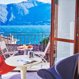 Le Quattro Stagioni Lakeview โรงแรมในAcquaseria