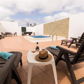 Casa Nora, hotel en Güime