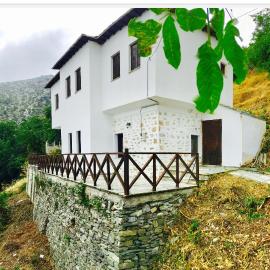 Traditional House Makrinitsa, hotel a Makrinítsa