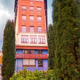 Hotel Avenida，拉塞烏杜爾赫利的飯店