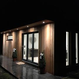 Askam in Furness에 위치한 호텔 Parkknott Retreat Luxury Lodge with Private Hot Tub