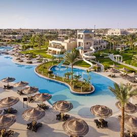 Coral Sea Holiday Resort & Aqua Park
