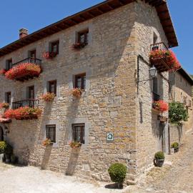 Casa Rural Juliana, hotel in Ustés
