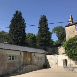 BARLEY - cosy stylish apartment - easy access to Bath and many nearby attractions, hotel u gradu Box