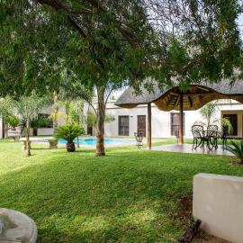 Schroderhuis Guesthouse NO LOADSHEDDING GOOD WIFI
