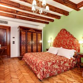 San Marco Superior Apartments by Wonderful Italy
