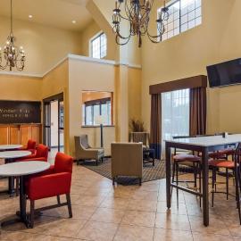 Best Western Windsor Pointe Hotel & Suites-Frost Bank Center, hotel in San Antonio