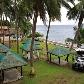 Saltitude Dive & Beach Resort – hotel w mieście Mabini