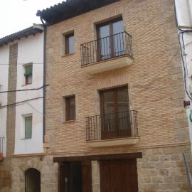 Casa Vallés, Hotel in Adahuesca