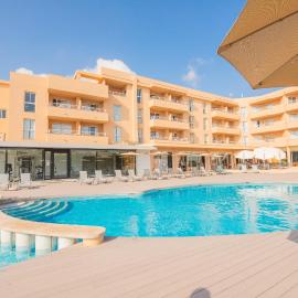 Aparthotel Dunes Platja, отель в Кан-Пикафорте