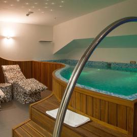Hotel Aurel, отель в Подгорице